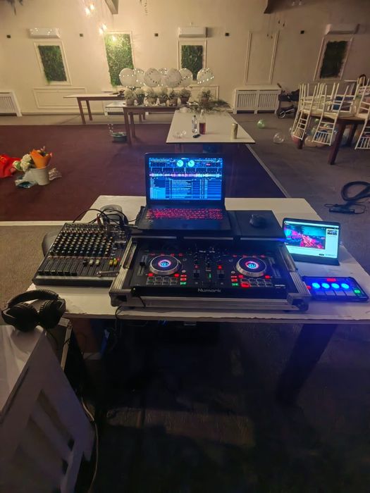 Consola Numark Platinum + FLIGHTCASE