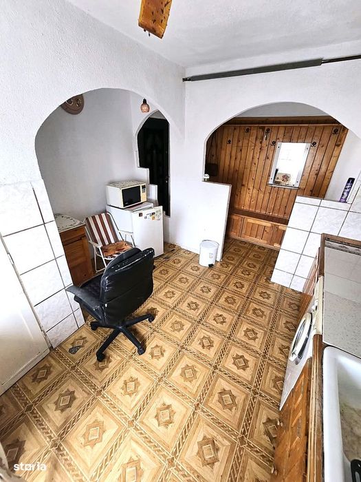 Apartament 2 camere semidecomandat, Micro 16 – Str. Universului nr. 8