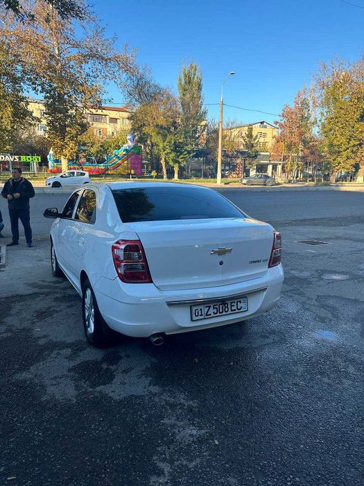 Chevrolet Cobalt 4 pozisiya sotiladi