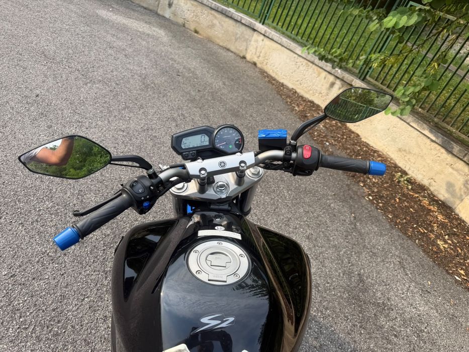 Yamaha FZ600 S2