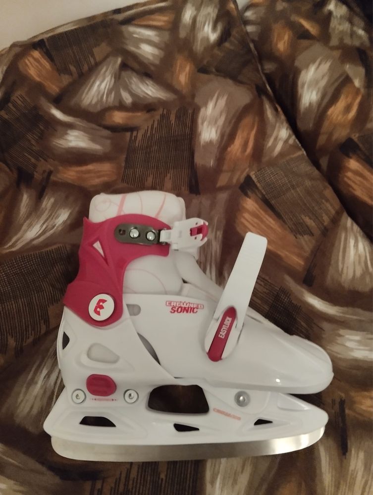 Кънки за лед гр. София Зона Б-5 • OLX.bg