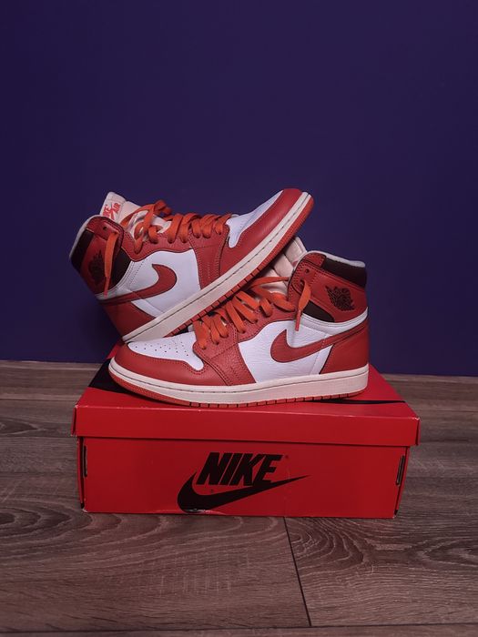 Air Jordan 1 High OG Starfish
