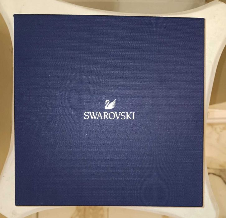 Set colier ,bratara,cercei Swarovski crystalis nou in cutie