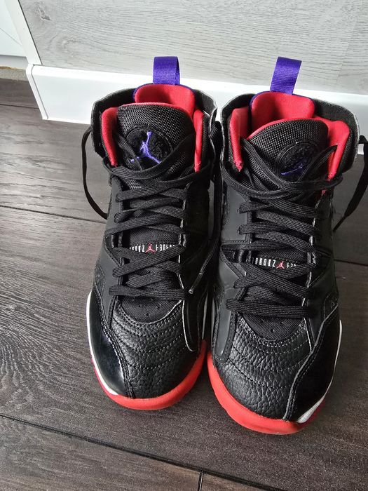 Jordan кецове . ..