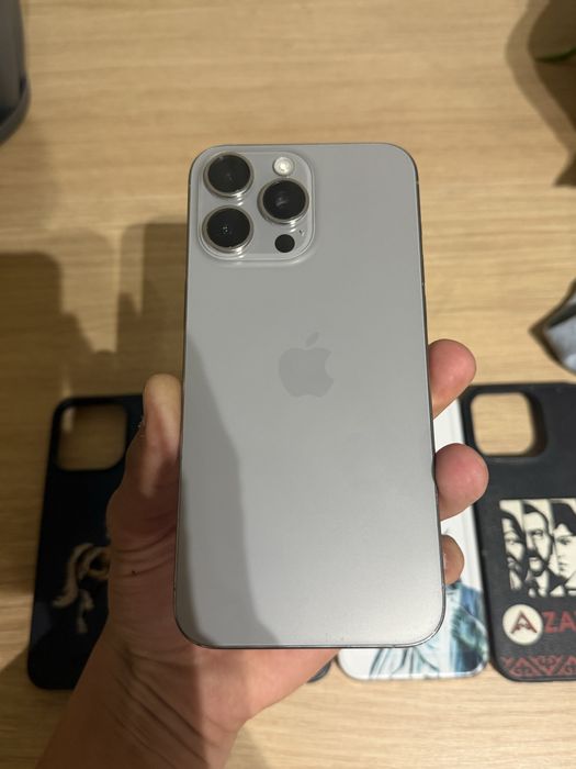 Iphone 15pro max Silver Titanium 256 87