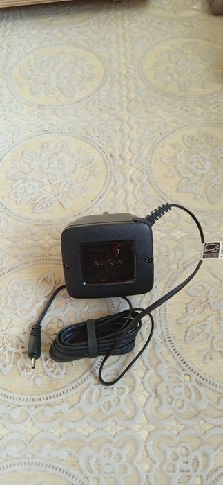 Зарядка для телефона новая