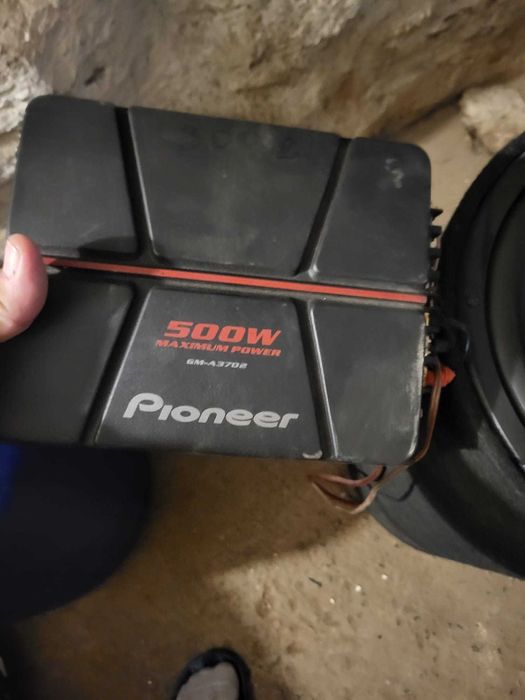 Vând subwoofer alpin si amplificator pioner