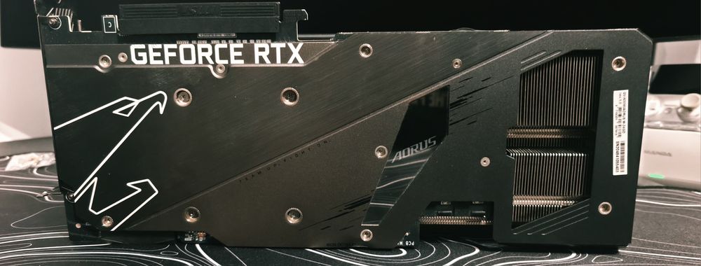 Placa Video de Top Aorus Gigabyte Rtx 3090 24Gb Hot Sale