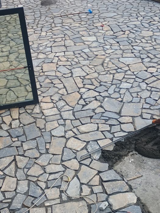 Pavaje cu piatră naturală