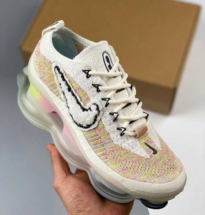 Нови мъжки маратонки Nike Scorpion rainbow налични 43 и 44