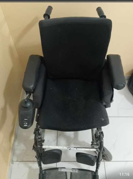 Электрический инвалидная коляска