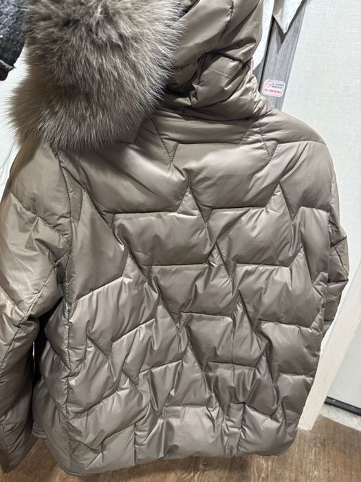 Продам зимнюю куртку