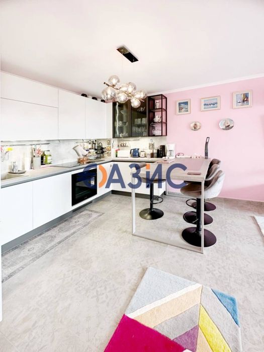 Продава се Тристаен апартамент в Несебър - 120 кв.м за 2792 €/кв.м - Снимка #7