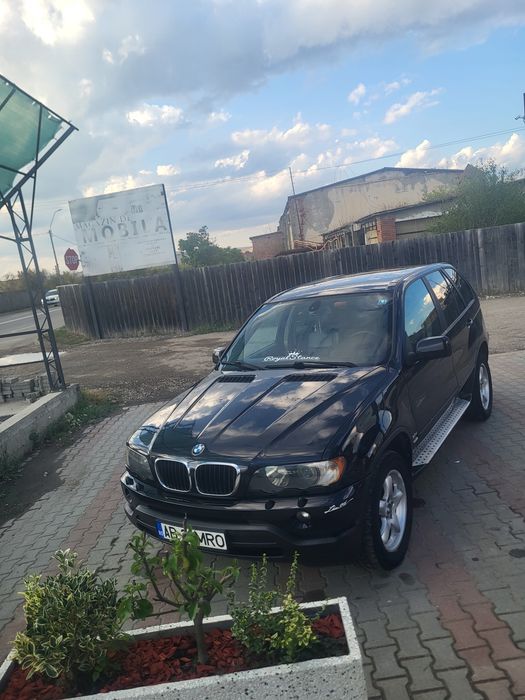 Vând bmw x5.E53.