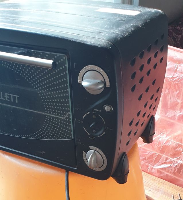 Продам электрическую мини печь. Бу