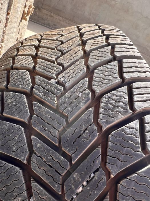 Зимние шины MICHELIN 245/55 R19