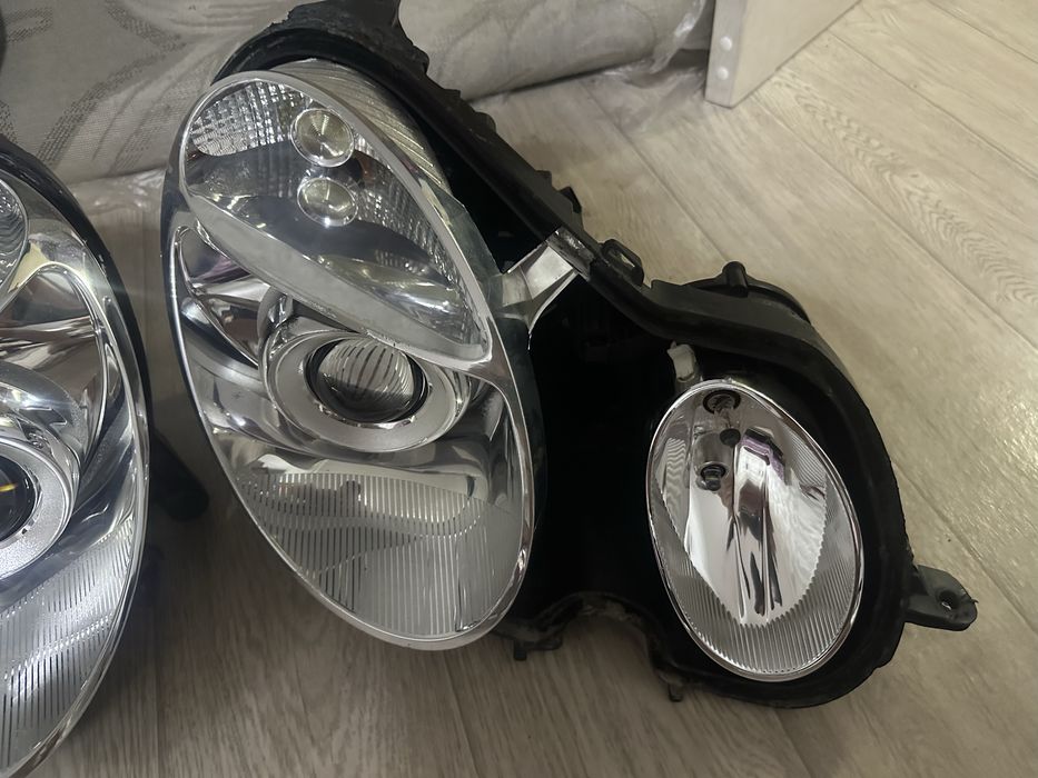 Фары на Мерс w211 Би лед линзы новые