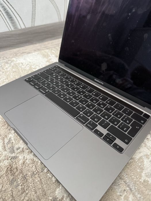 Macbook pro  m2
