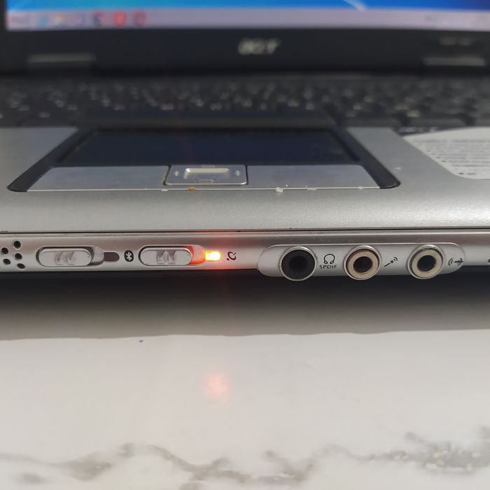 Ноутбук сатылады. Жағдайы күшті.