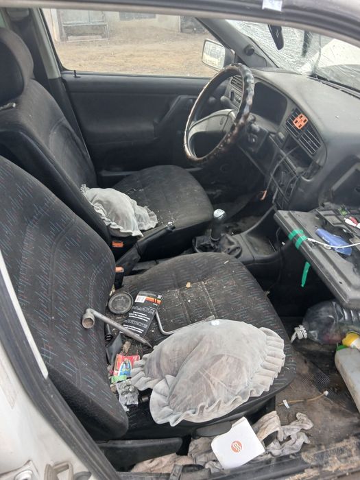 Продам гольф 3  по запчастям