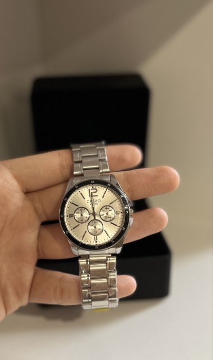 Часы Casio 1374D