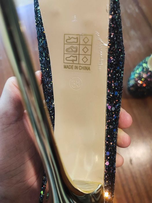 Обувки Дамски на Висок ток 12см в Диско цвят с Пайети-Като Нови