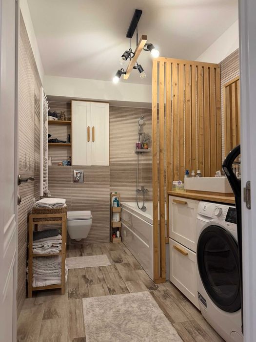 Apartament 3 camere mobilat complet, 2 bai, balcon tip camera, 2 parcari –  Fiald