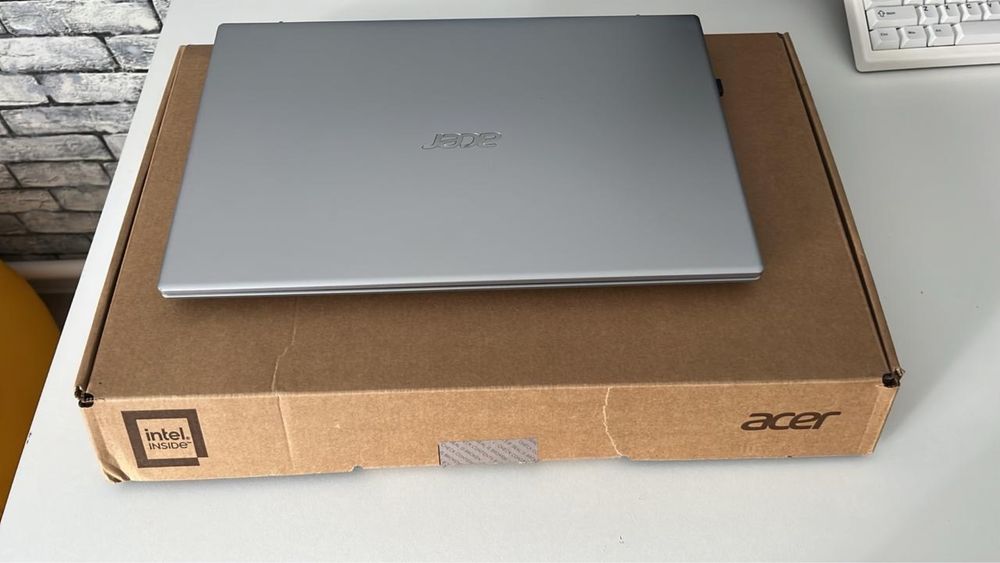 Ноутбук НОВЫЙ новый