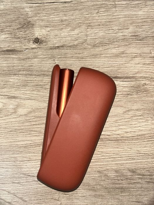 Vand iqos iluma i portocaliu