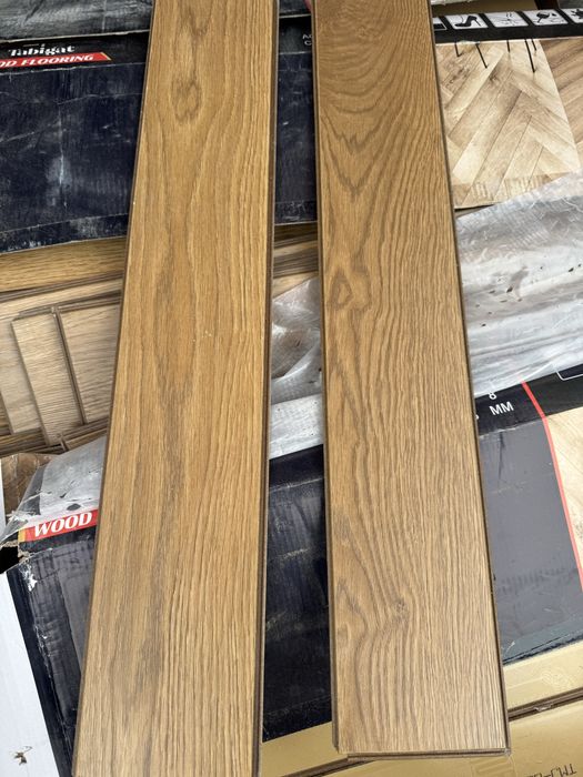 Продам остаток ламинат А /3 коробка есть