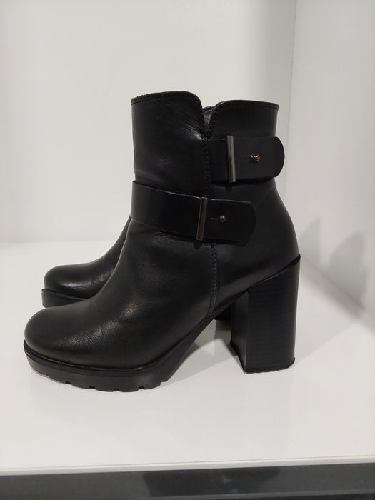 Боти Fornarina, и Tosca blu,  Liu jo, Nadit