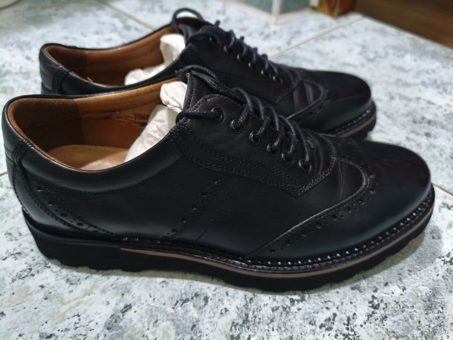 Продаю мужские туфли