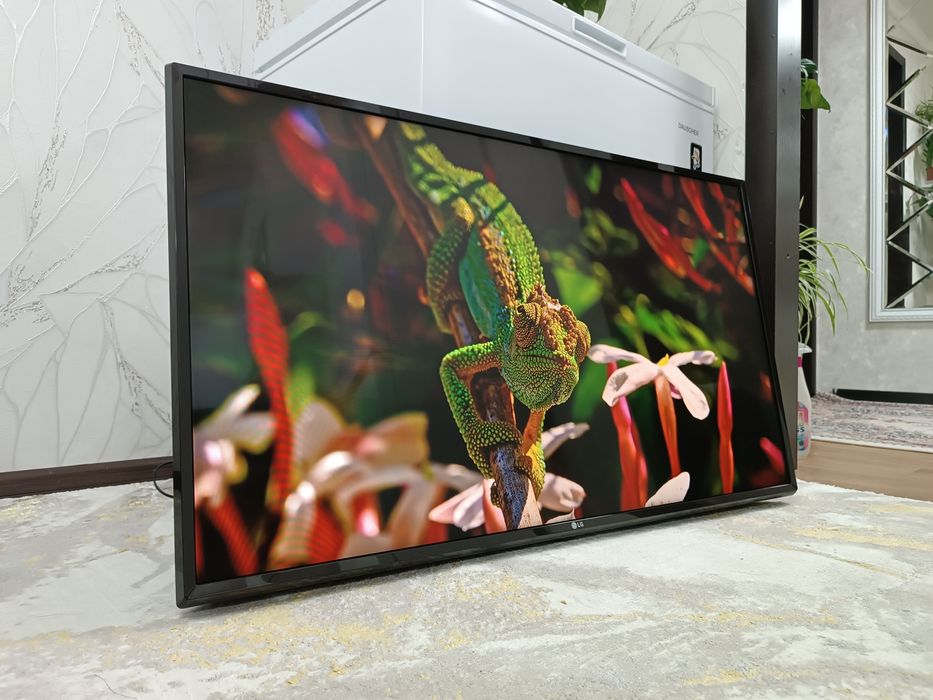 Телевизор LG Смарт ТВ Wi-fi YouTube.