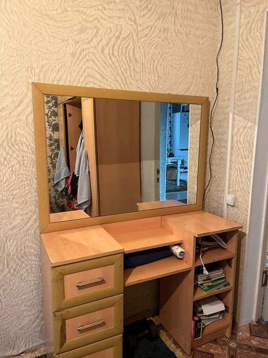 Продам спальни гарнитур