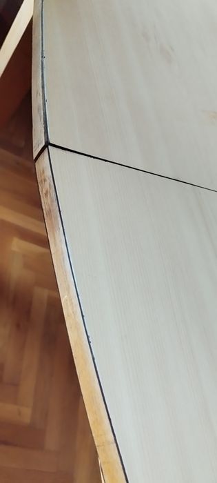 Маса дървена разтегателна овална