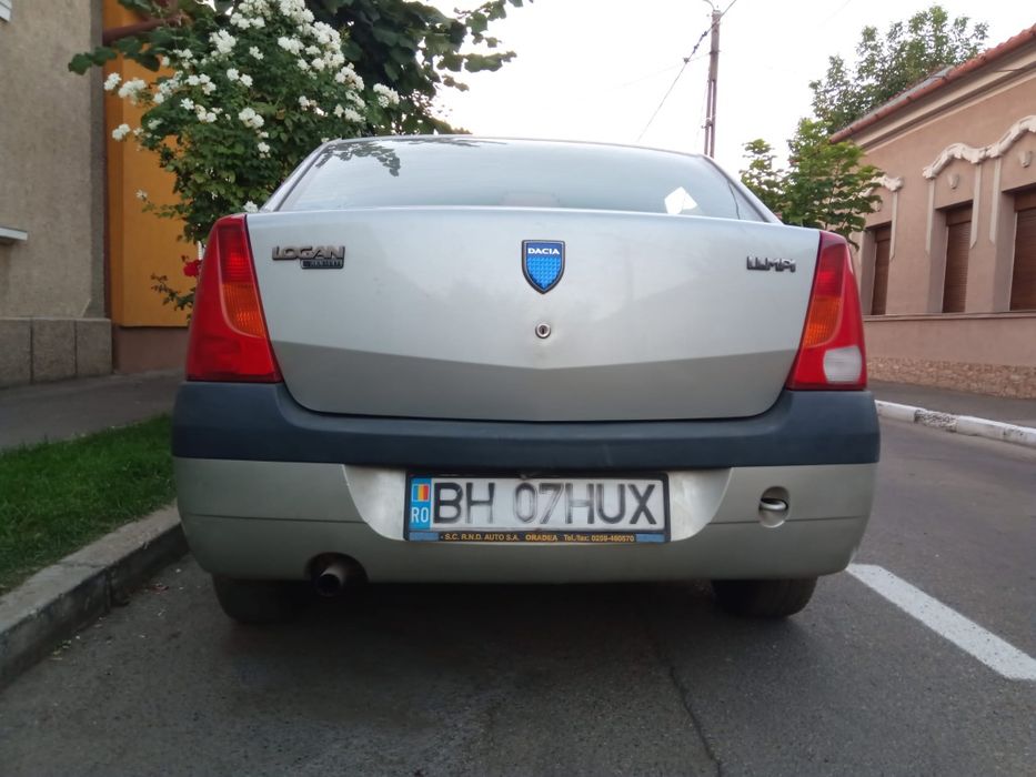 Vând Dacia Logan 1,4 gpl