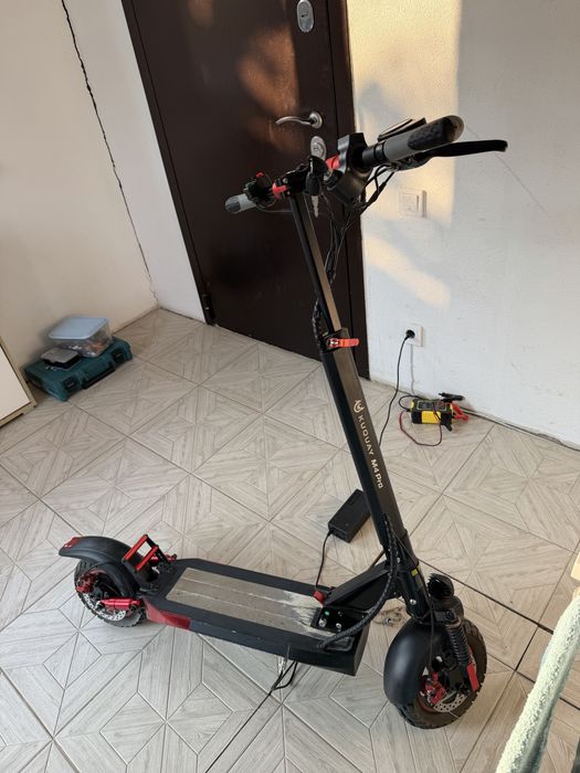Продам элекросамока kugoo m4 pro