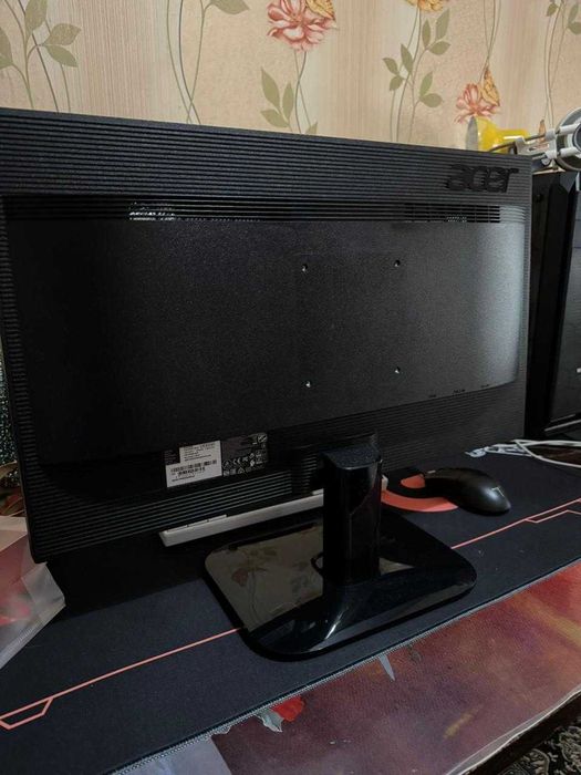 Монитор Acer KA240HQbi в хорошем состоянии
