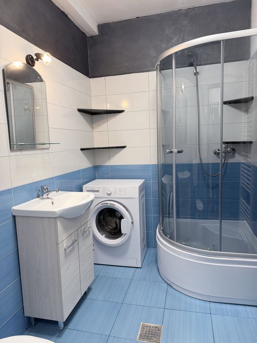 Inchiriez garoniera sector 4