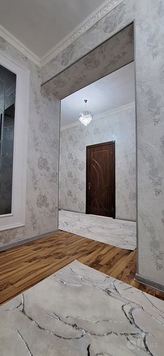 Квартира ижарага берилади, узок муддатга. Факат оилага.