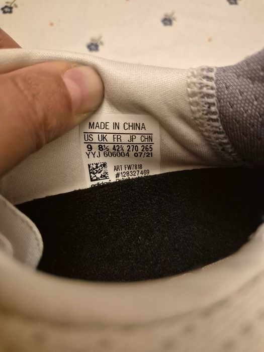 Adidasi Adidas barbat masura 43 si 2/3