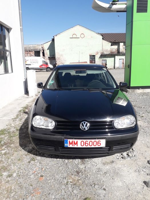 Dezmembrez VW golf 4 , 1.6 SR