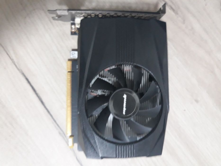 Видеокарта GTX 1650