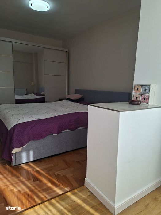 Apartament 4 camere 95 mp Central bloc anvelopat, finisat, mobilat