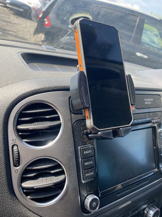 Стойка за телефон фолкваген тигуан vw tiguan