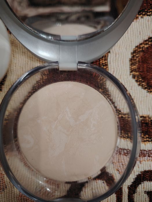 Пудра Pupa Luminys silky baked, тон 04
