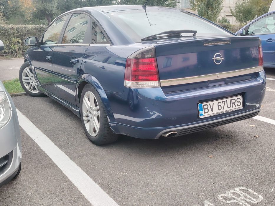 Vând Vectra c GTS 140000 reali