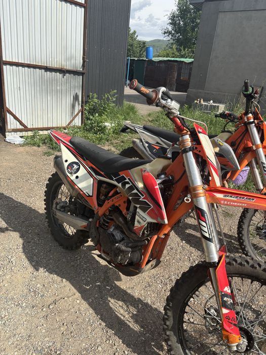 Продам мотрцикл 300сс