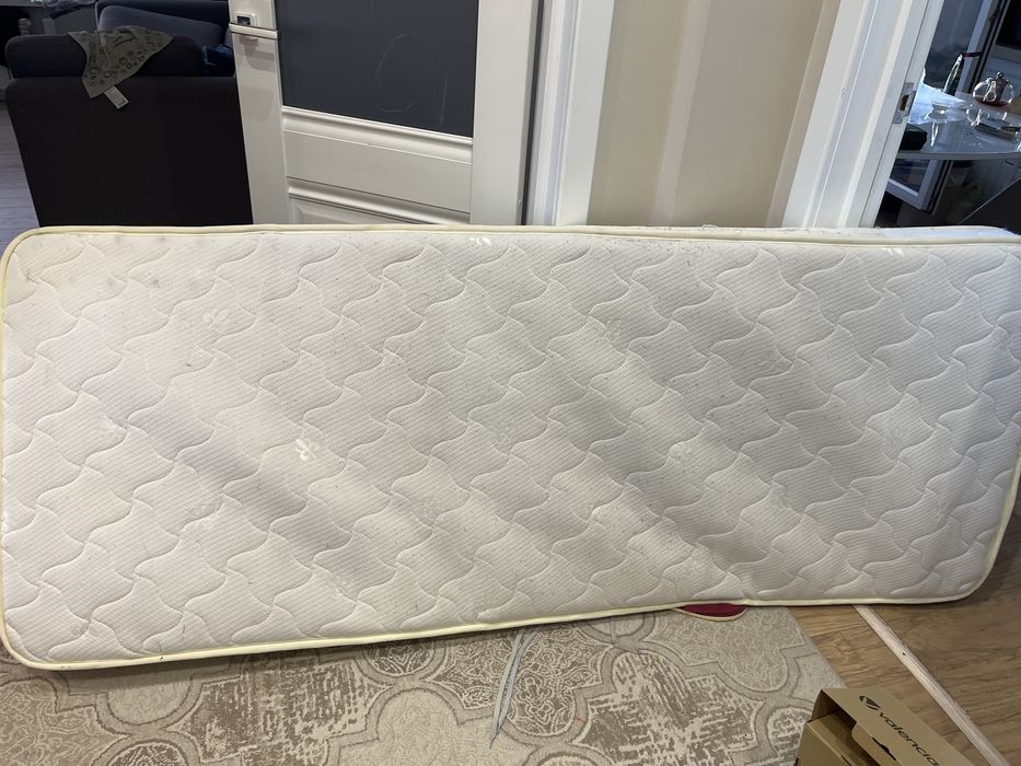 Матрас б/у продам