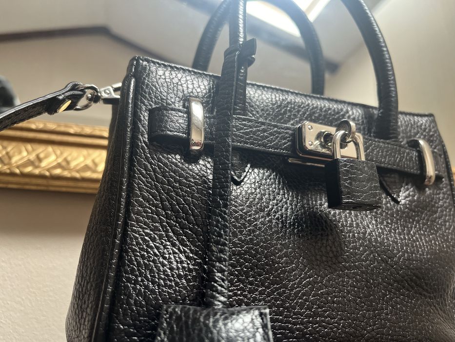 Geanta de piele, Debenhams